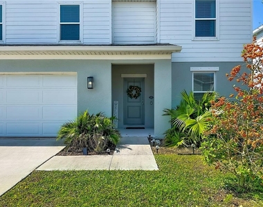 13019 Bluff Oak Way - Photo Thumbnail 1