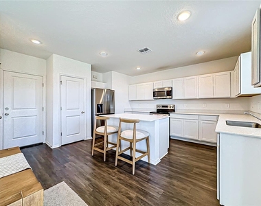 13019 Bluff Oak Way - Photo Thumbnail 9