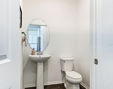 13019 Bluff Oak Way - Photo Thumbnail 11