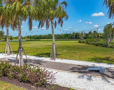 13019 Bluff Oak Way - Photo Thumbnail 27