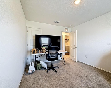 13019 Bluff Oak Way - Photo Thumbnail 20