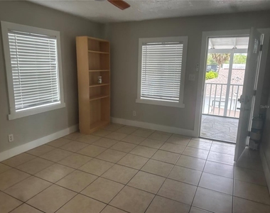 330 20th Avenue S - Photo Thumbnail 5