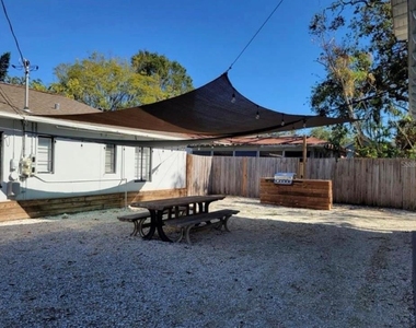 330 20th Avenue S - Photo Thumbnail 11