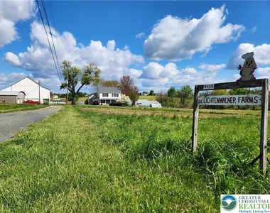 4939 Indian Creek Road - Photo Thumbnail 1