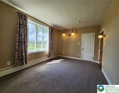 4939 Indian Creek Road - Photo Thumbnail 13