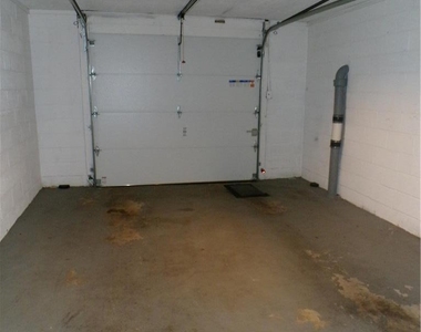 2440 W Livingston Street - Photo Thumbnail 19