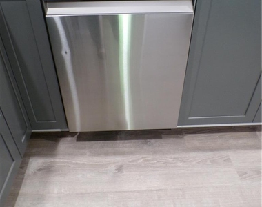 2440 W Livingston Street - Photo Thumbnail 9