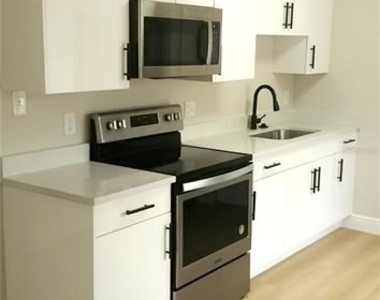 901 S Taylor Road - Photo Thumbnail 8