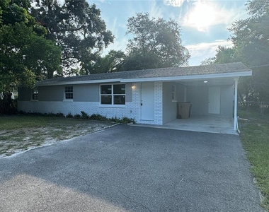10601 N 52nd Street - Photo Thumbnail 1