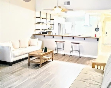2012 Dover Court - Photo Thumbnail 5