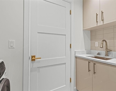 126 4th Avenue Ne - Photo Thumbnail 33