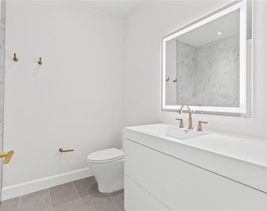 126 4th Avenue Ne - Photo Thumbnail 30