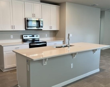 953 Rivers Crossing Street - Photo Thumbnail 5