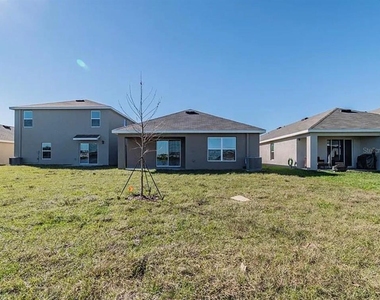 649 Sunlit Coral Street - Photo Thumbnail 15