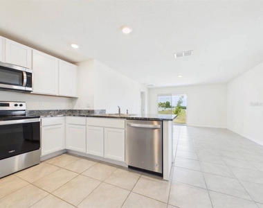 649 Sunlit Coral Street - Photo Thumbnail 5