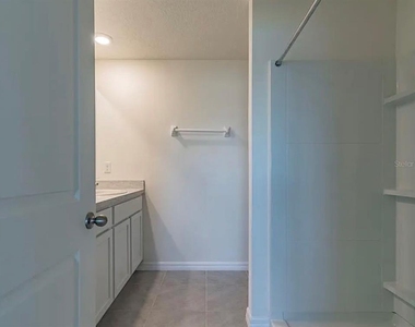 649 Sunlit Coral Street - Photo Thumbnail 13