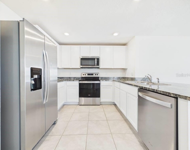 649 Sunlit Coral Street - Photo Thumbnail 3