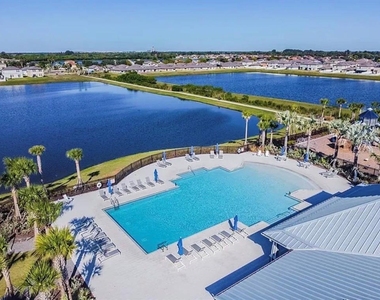 649 Sunlit Coral Street - Photo Thumbnail 18