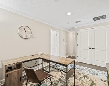 4931 W Paul Avenue - Photo Thumbnail 29