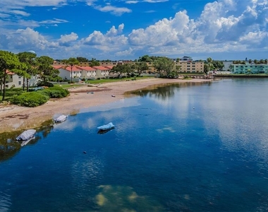 2700 Bayshore Boulevard - Photo Thumbnail 30