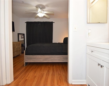 11901 4th Street N - Photo Thumbnail 40