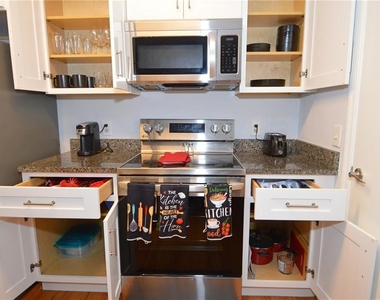 11901 4th Street N - Photo Thumbnail 8