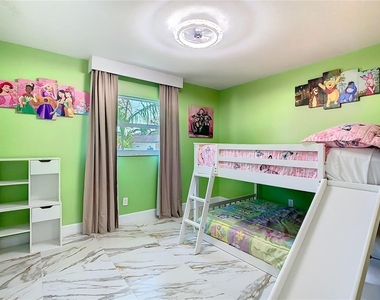 10704 Donbrese Avenue - Photo Thumbnail 26