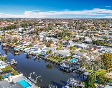10704 Donbrese Avenue - Photo Thumbnail 37