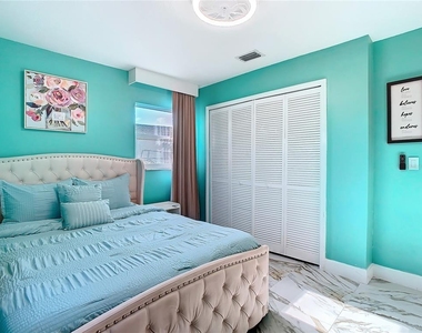 10704 Donbrese Avenue - Photo Thumbnail 23