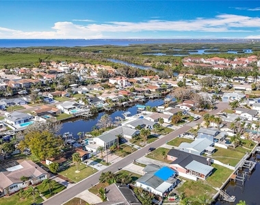 10704 Donbrese Avenue - Photo Thumbnail 2