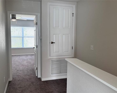 517 Interlude Lane - Photo Thumbnail 17
