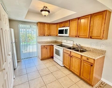 19 Lago Mesa Way - Photo Thumbnail 6