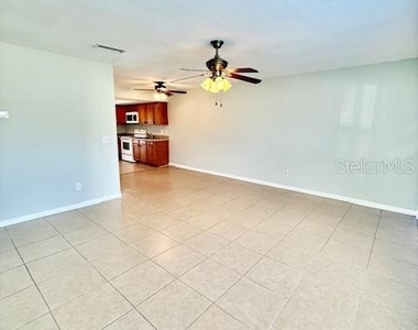 19 Lago Mesa Way - Photo Thumbnail 4