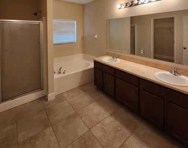 5352 Talbot Boulevard - Photo Thumbnail 18