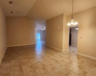5352 Talbot Boulevard - Photo Thumbnail 2
