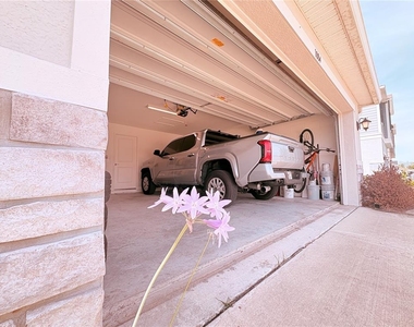 1084 Papaya Circle - Photo Thumbnail 33