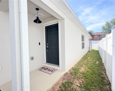 1084 Papaya Circle - Photo Thumbnail 5