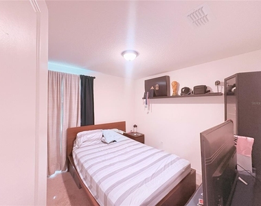 1084 Papaya Circle - Photo Thumbnail 23