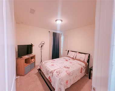 1084 Papaya Circle - Photo Thumbnail 22