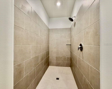 5111 Natalia Drive - Photo Thumbnail 5