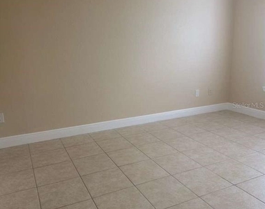 2208 Antigua Place - Photo Thumbnail 16