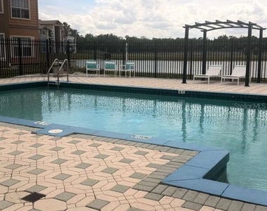 2208 Antigua Place - Photo Thumbnail 20