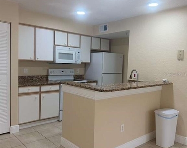 2208 Antigua Place - Photo Thumbnail 3
