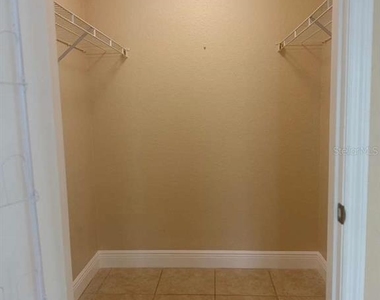 2208 Antigua Place - Photo Thumbnail 9
