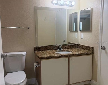 2208 Antigua Place - Photo Thumbnail 10