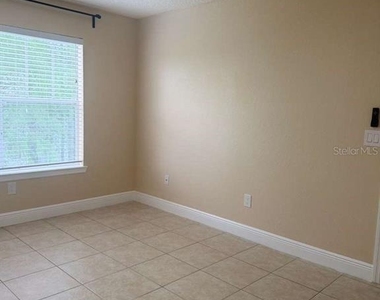2208 Antigua Place - Photo Thumbnail 12