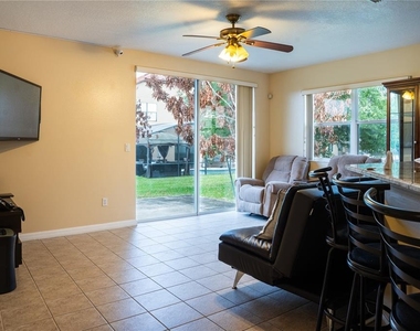 2955 Marbella Drive - Photo Thumbnail 6