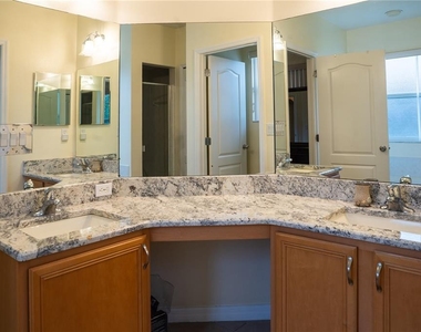 2955 Marbella Drive - Photo Thumbnail 10