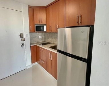 37 Ave. Isla Verde - Photo Thumbnail 3