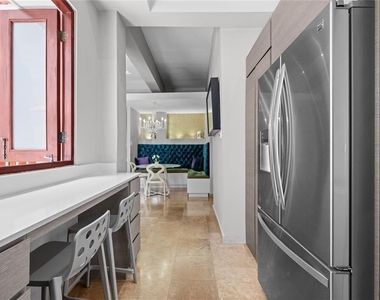 311 Luna St - Photo Thumbnail 14